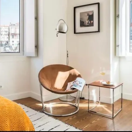 Principe Real Trendy Apt- Great Views & River