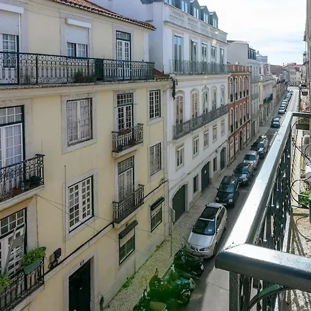 Principe Real Trendy Apt- Great Views & River *