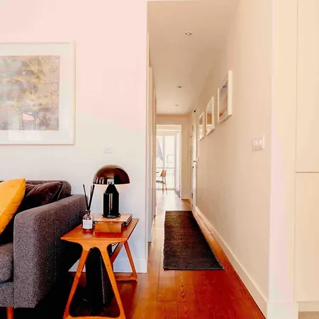 Principe Real Trendy Apt- Great Views & River Appartamento *